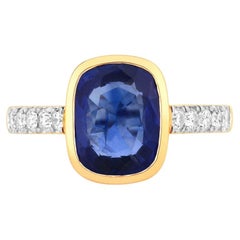 Blue Sapphire Ring With Diamonds 2.92 Carats 18K Yellow Gold
