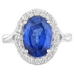 Blue Sapphire Ring With Diamonds 4.26 Carats 18K White Gold