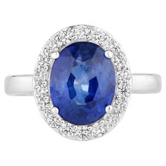 Blue Sapphire Ring With Diamonds 4.48 Carats 18K White Gold