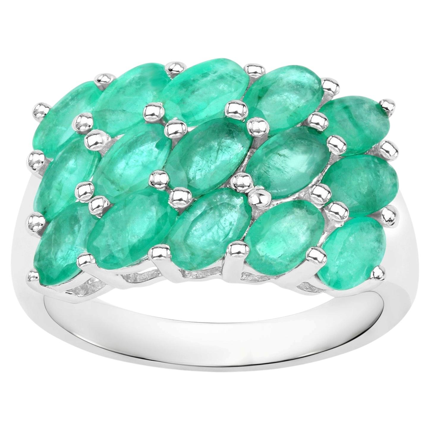 Emerald Ring 2.98 Carats Sterling Silver For Sale