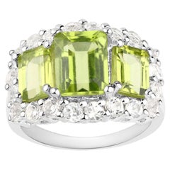 Peridot Ring With White Topaz 5.94 Carats Sterling Silver