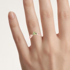 Peridot Bat Ring 0.26 Carats Gold Plated Silver