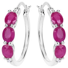 Orecchini a cerchio in rubino con diamanti da 1,79 carati, argento sterling