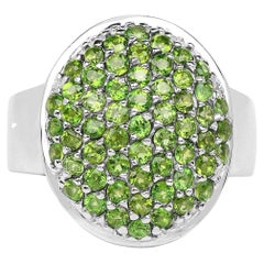 Bague en forme de dôme avec diopside chromifère de 2,16 carats, en argent massif