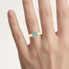 Anello con fiore in alessandrite e diamanti da 0,78 carati, in oro giallo 18 carati