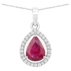 Pendentif en rubis serti de diamants (1,58 carats), en or blanc 14 carats