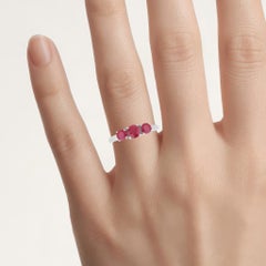 Anillo de rubí de 1,12 quilates en oro blanco de 14K