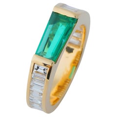 Natürlicher Smaragd-Diamantring aus 18 Karat Gold