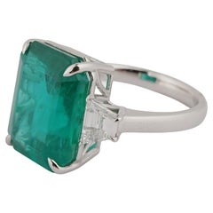 Natural Zambian high quality emerald diamond ring in 18k gold