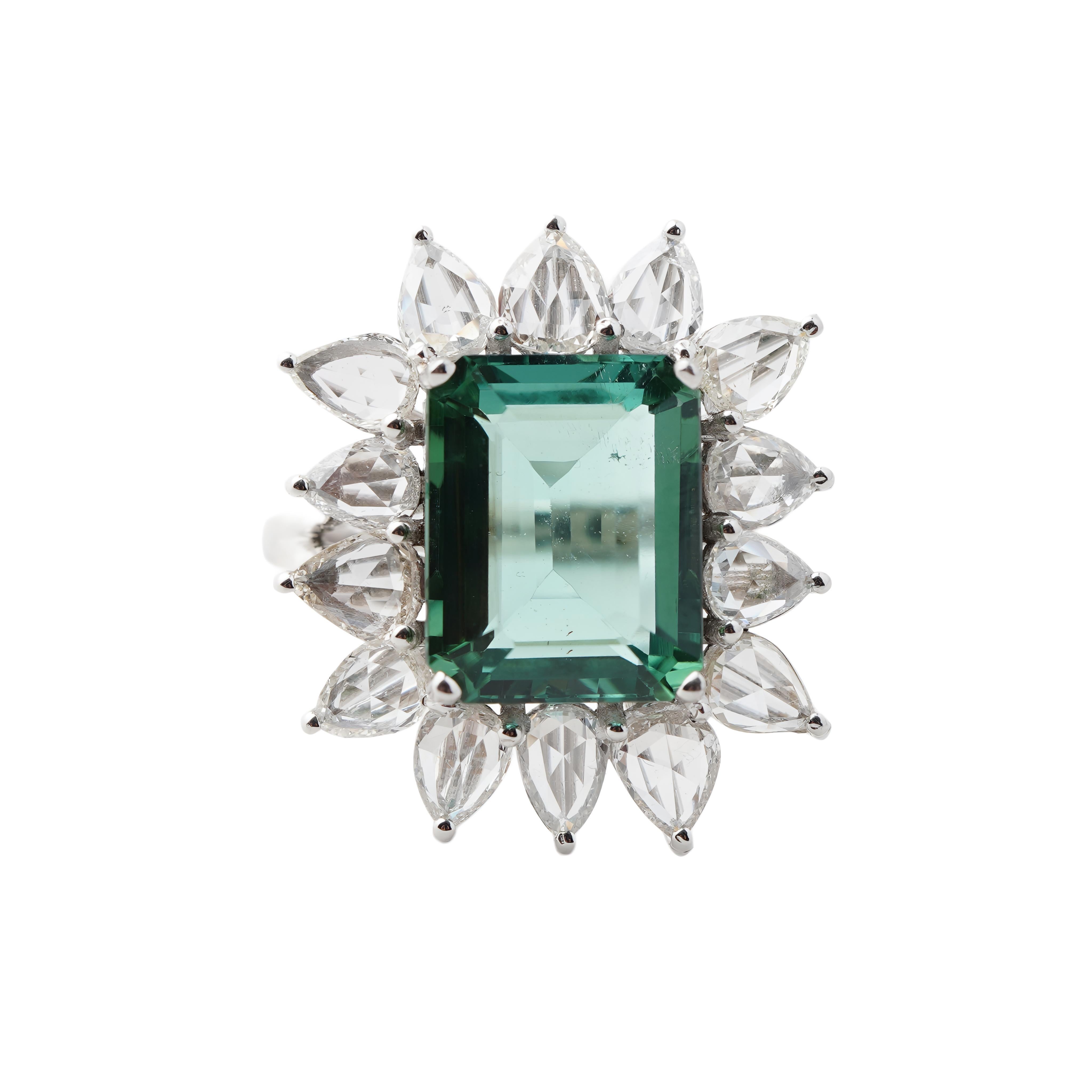 Bague en or 18k avec diamant et tourmaline verte naturelle Pour femmes en vente