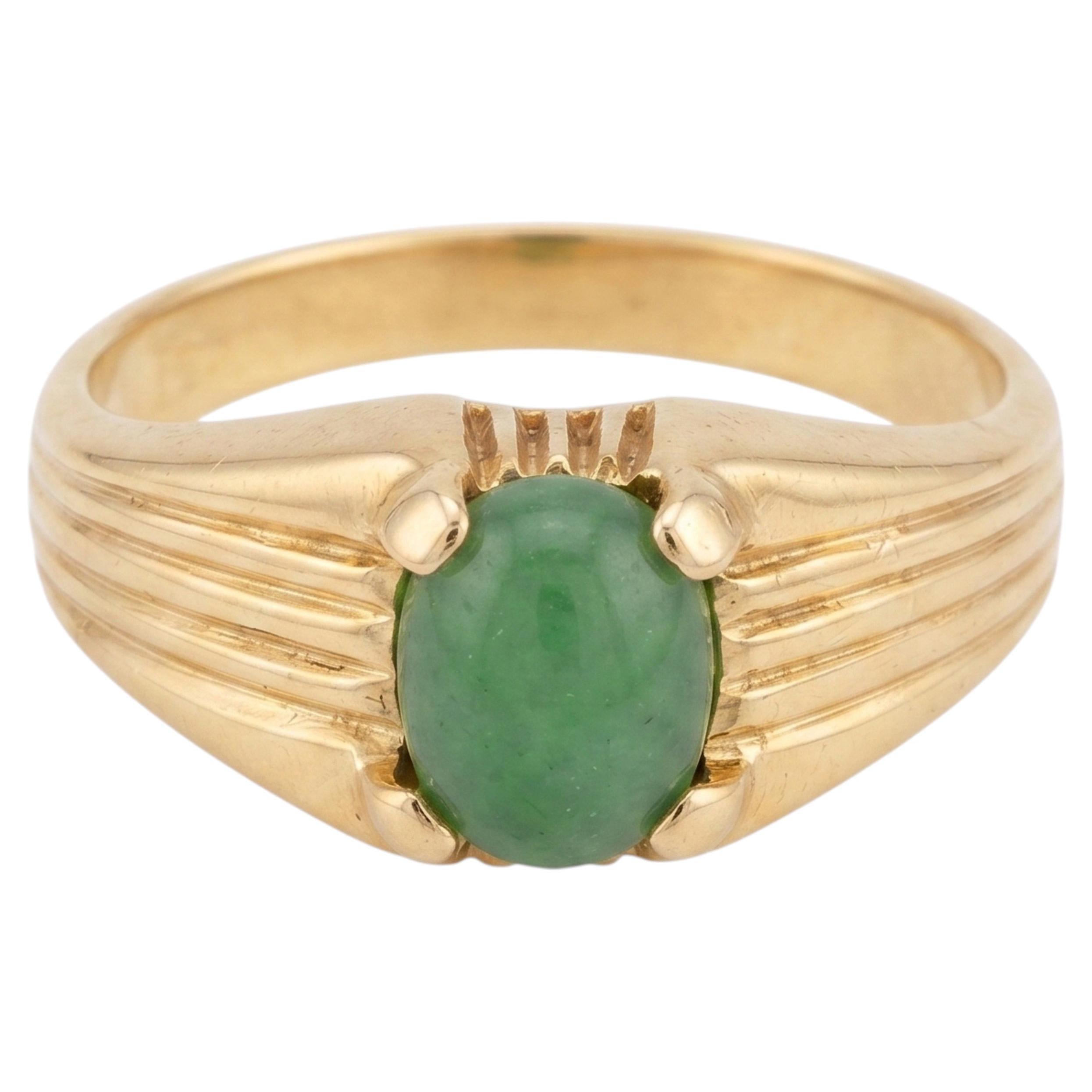 1ct Oval Emerald Cabochon Ring in 18k Yellow Gold, India For Sale