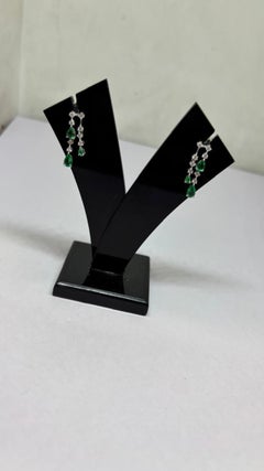 18K Gold Diamond 0.30ct Emerald Stud Earrings, New Creation