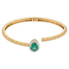Elegantes Armband aus 18-karätigem Gold mit Smaragden und Diamanten, 1,47 ct und 1,09 ct, neu