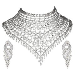 Natural Diamond Necklace & Earring Suite with 135.87 Ct Diamond in 18K Gold
