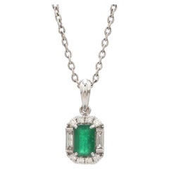 Natural 14K Gold Pendant, 0.13ct Diamonds & Emerald 0.51ct