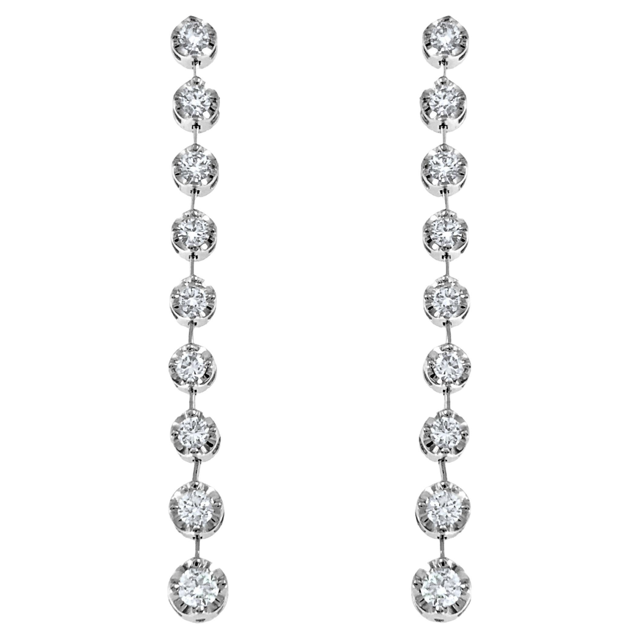 0.95 Carats Diamond Dangle Drop Earring  For Sale