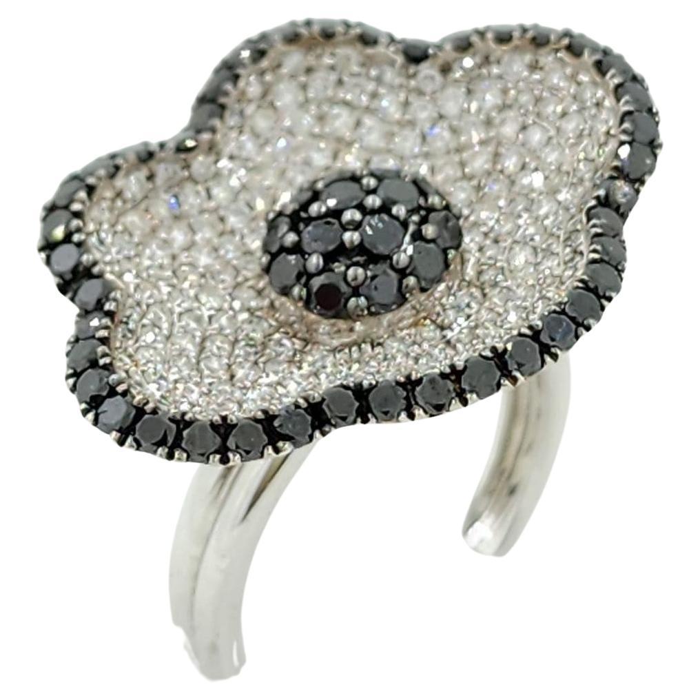 1.91Ct Diamond Black Diamonds Flower Cluster Ring in 18K White and Rhodium Gold For Sale