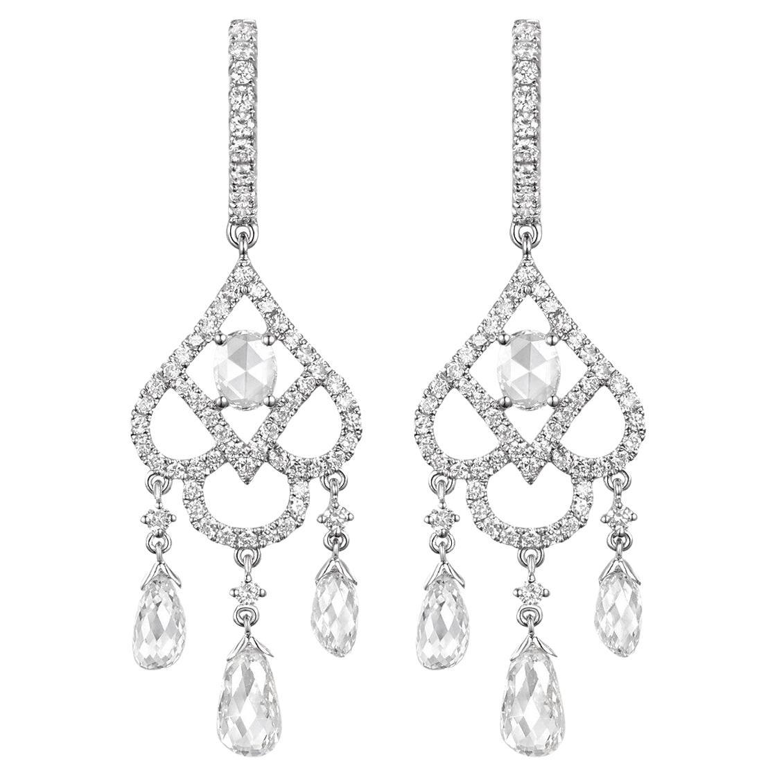 Boucles d'oreilles pendantes en or blanc 18 carats avec diamants taillés en rose et en briolette