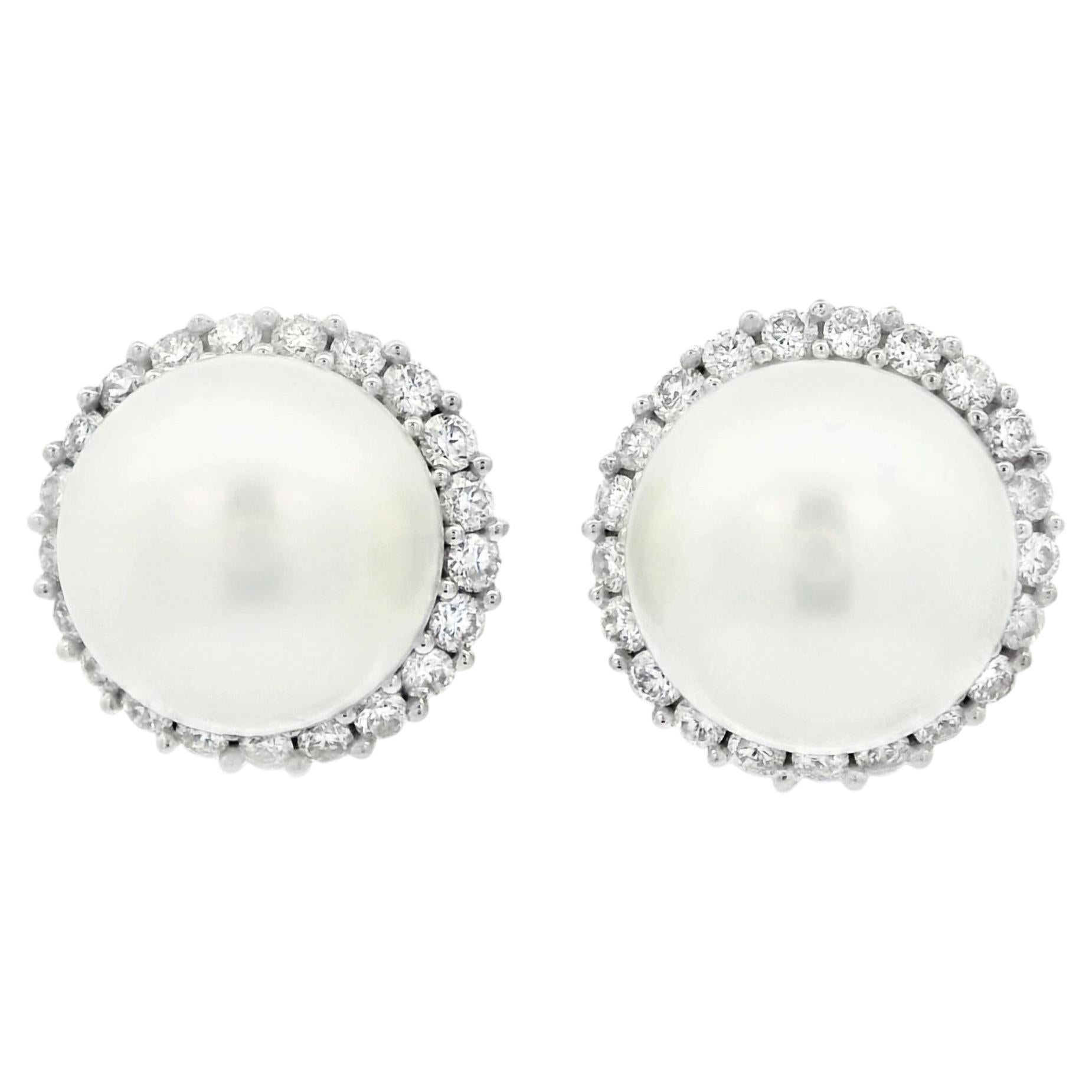 18K White Gold Pearl Diamond Stud Earrings by Designer Carat, 0.88ct For Sale