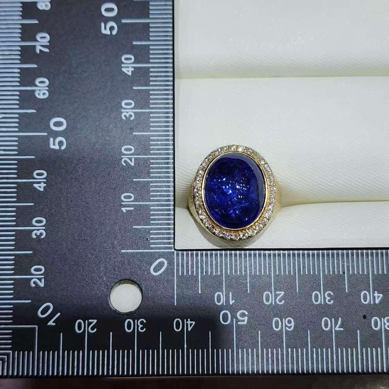 Bague Art Déco 11.26 Carat Tanzanite Diamant en or jaune 18 carats en vente 5