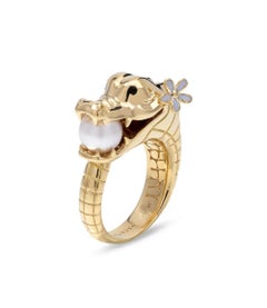 Croc Ring with Australian Akoya Pearl in 18ct Yellow Gold with yellow diamonds