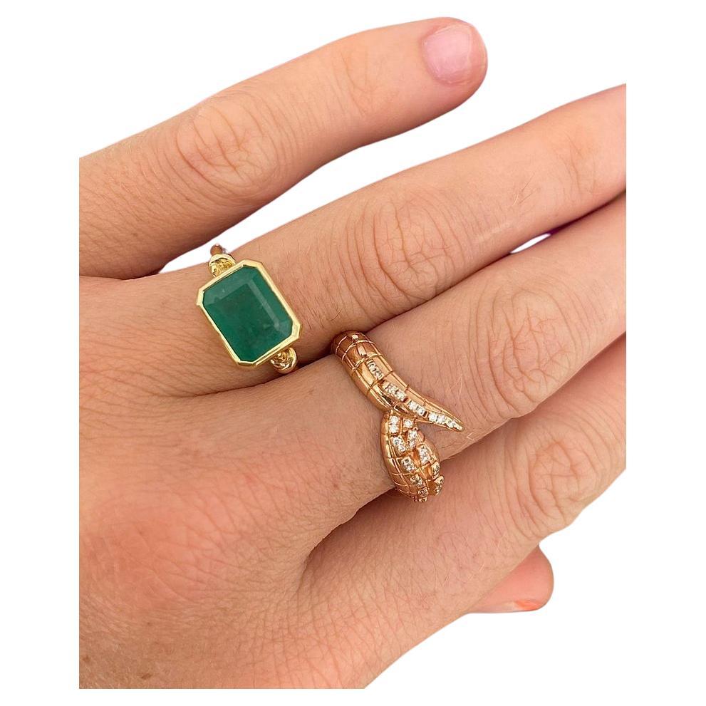 3ct  Knot Emerald Ring in 18ct Yellow Gold