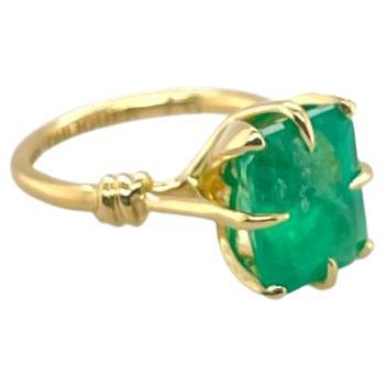 For Sale:  3ct Columbian Emerald Solitaire Ring in 18ct Yellow Gold and Diamond