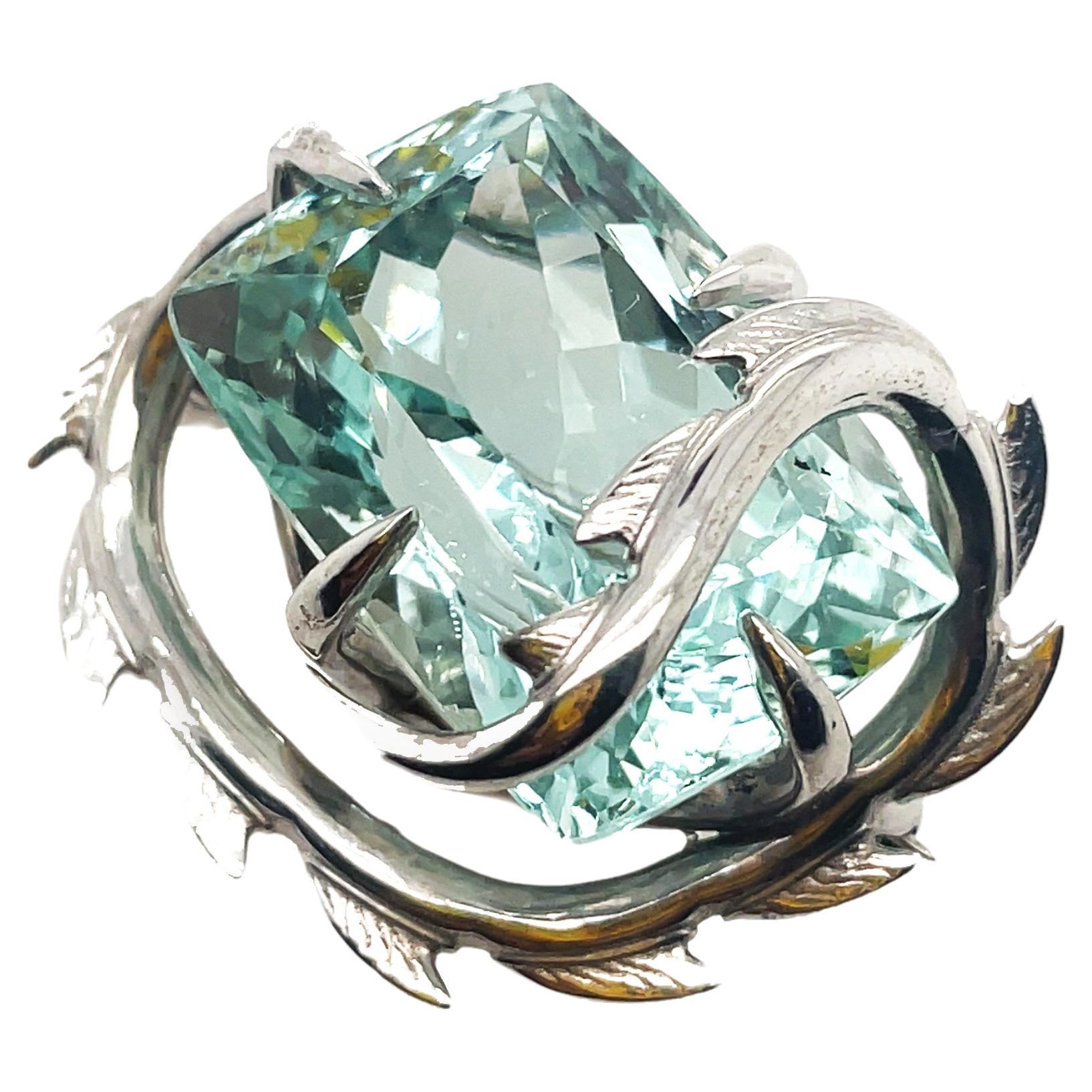 33ct Aquamarine Croc Dragon Brooch/pendant in 18ct white gold