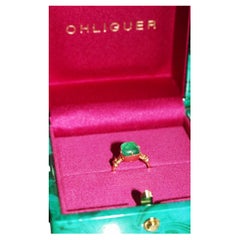 Sugarloaf 1.25ct Cabochon Emerald Knot Ring in Platinum/ rose or yellow gold