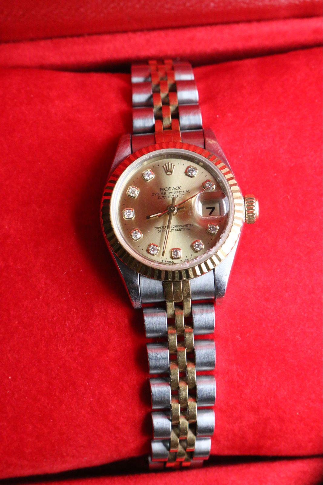 Taille ronde Rolex Datejust or jaune 18k et face diamant Taille dame en vente