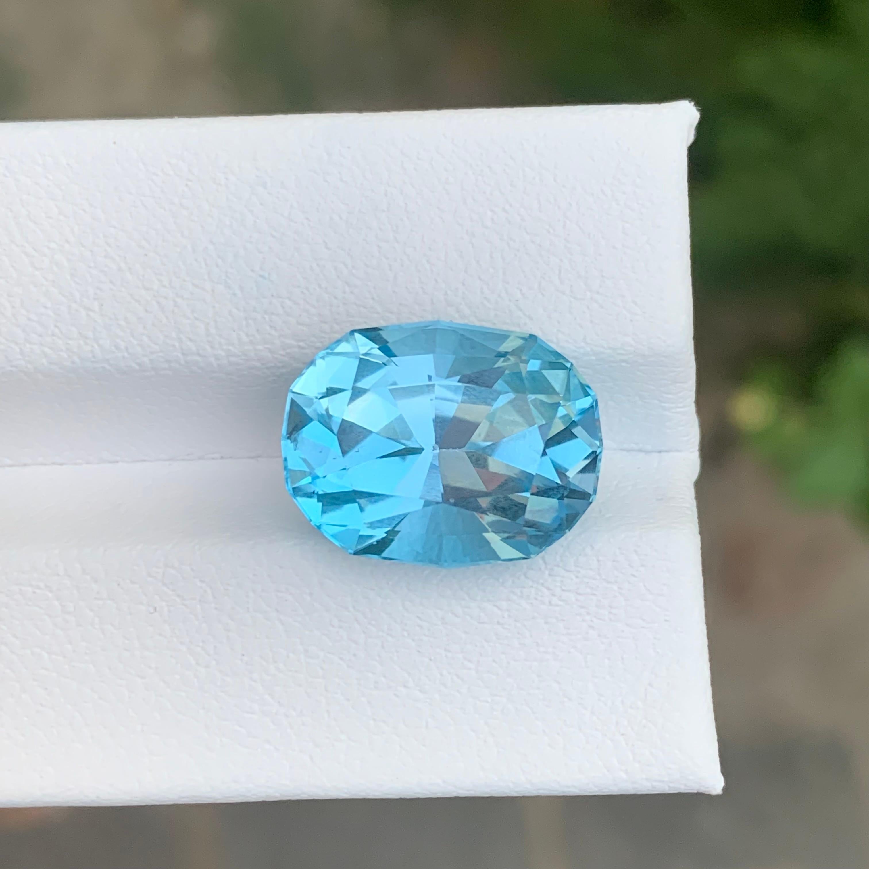 da uomo o donna 12,85 Carati Topazio Blu Sfaccettato Forma Ovale in vendita