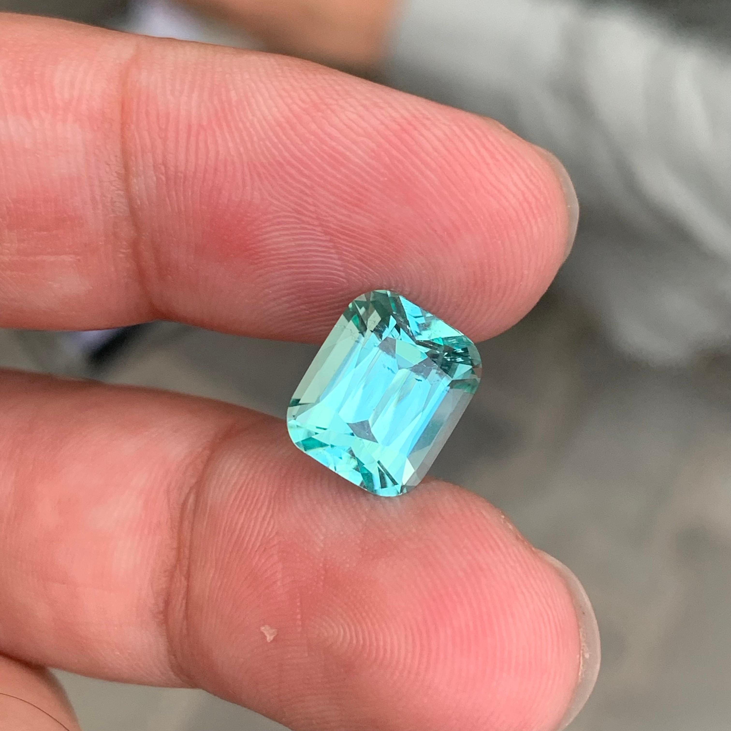 da uomo o donna 4,75 carati di tormalina blu mare naturale non trattata a forma di cuscino in vendita