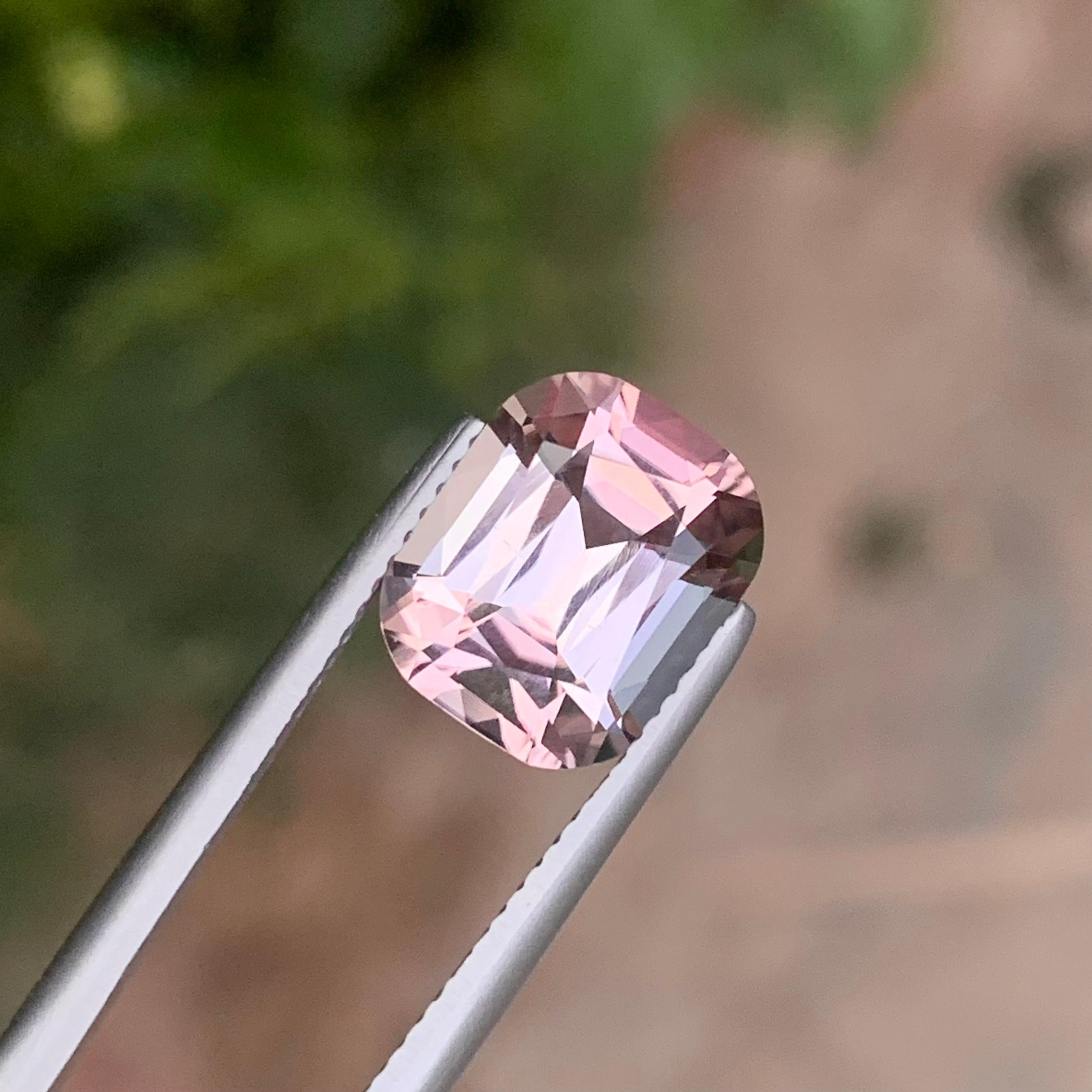 4,65 carati di tormalina rosa naturale sciolta a forma di cuscino in vendita 11