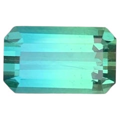 Tourmaline naturelle bicolore de 2,25 carats, taille émeraude