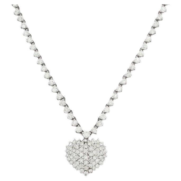  Superbe collier cœur en or blanc massif 18 carats avec diamants de 5,5 carats poids total en vente