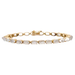 Bracelet tennis pour mère en or jaune 18 carats avec pierre de lune arc-en-ciel cabochon 15 carats