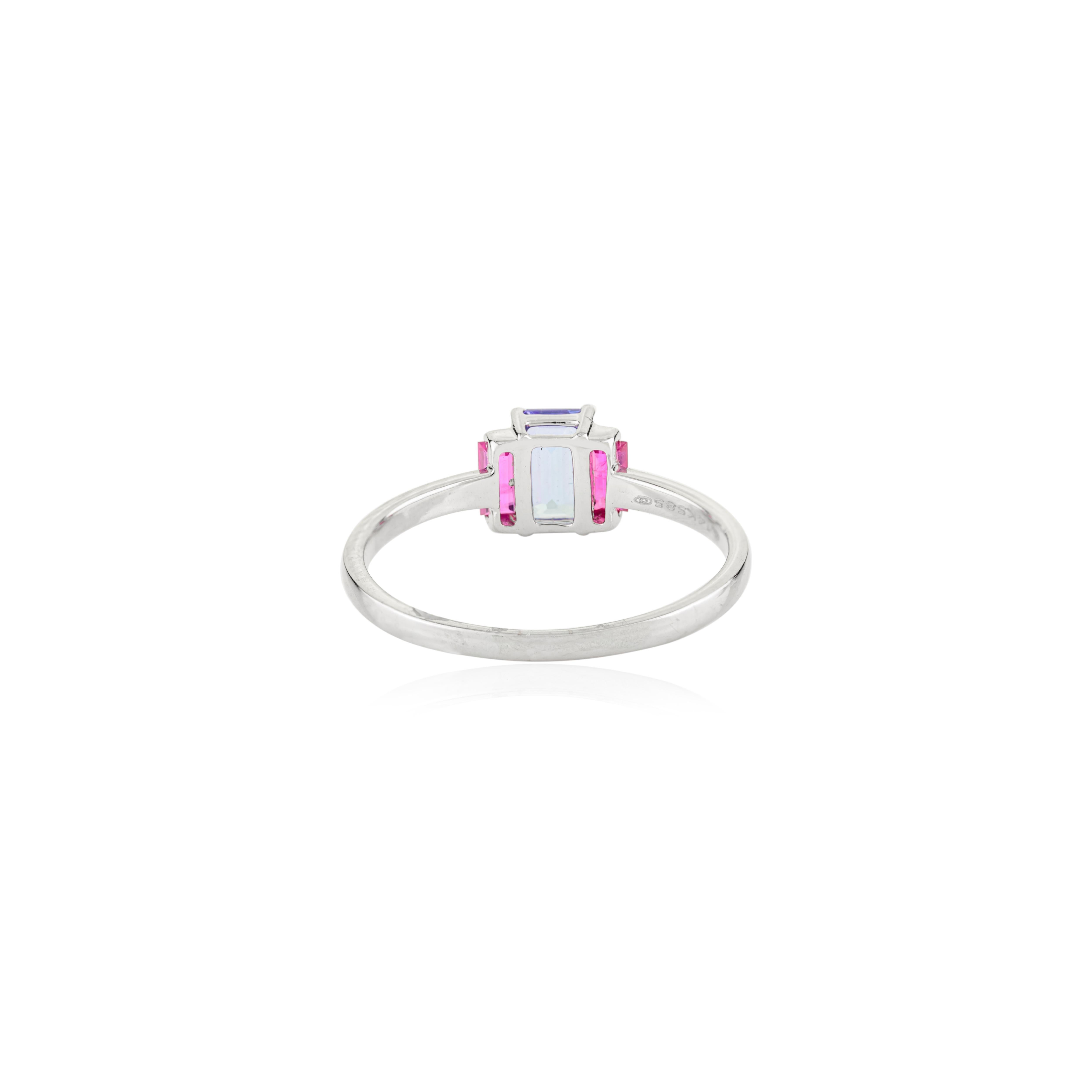 in vendita:  Anello con tre pietre di rubino e tanzanite Gioielli da donna per tutti i giorni in oro bianco 14K 5