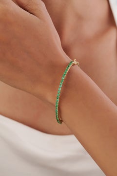 Modern 14K Yellow Gold Bangle Bracelet with 1.86ct Round Cut Natural Emeralds