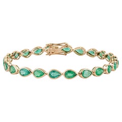 Elegantes Tennisarmband aus natürlichen Smaragden in Tropfenform (7,8 Karat) in 14-karätigem Gelbgold