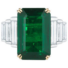 Zambian Emerald cut Emerald Ring with E/VVS Diamonds