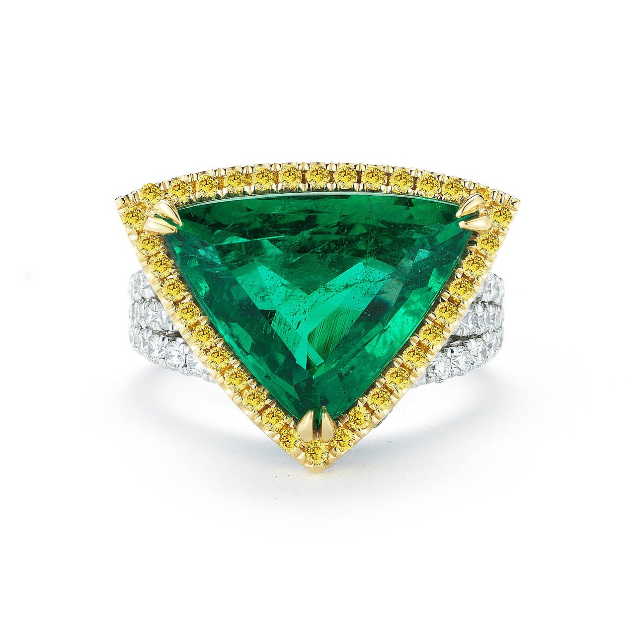 Amazing Zambian Emerald Trillion Shape Ring With Fancy Yellow And White Diamonds. This Emerald is Certified By GIA (F2).
Product ID:02378
Model:TK MB 529
Metal:18K W
Gram Weight:9.20
Stock:1
Ring Size:7
Country Of Origin:USA
* Resize your
