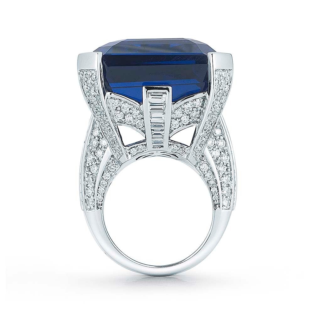 66.44 Carat Royal Blue Unheated Tanzanite Diamond Gold Ring In New Condition For Sale In New York, NY