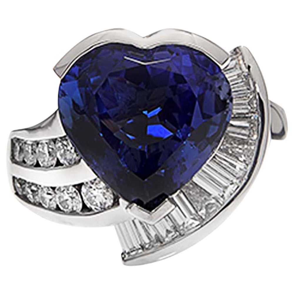Amazing Tanzanite Diamond Gold Heart Shaped Ring For Sale