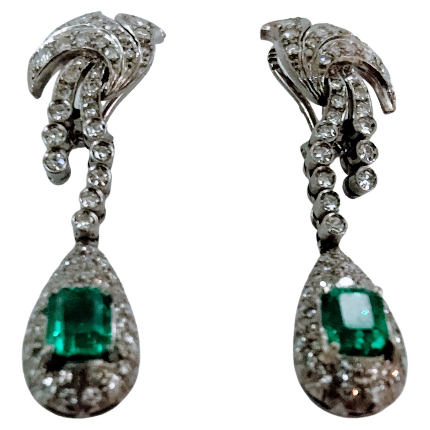 Vintage 1930s  Earrings Art-Deco White Gold 18kt Emerald Colombian and Diamonds  For Sale 1