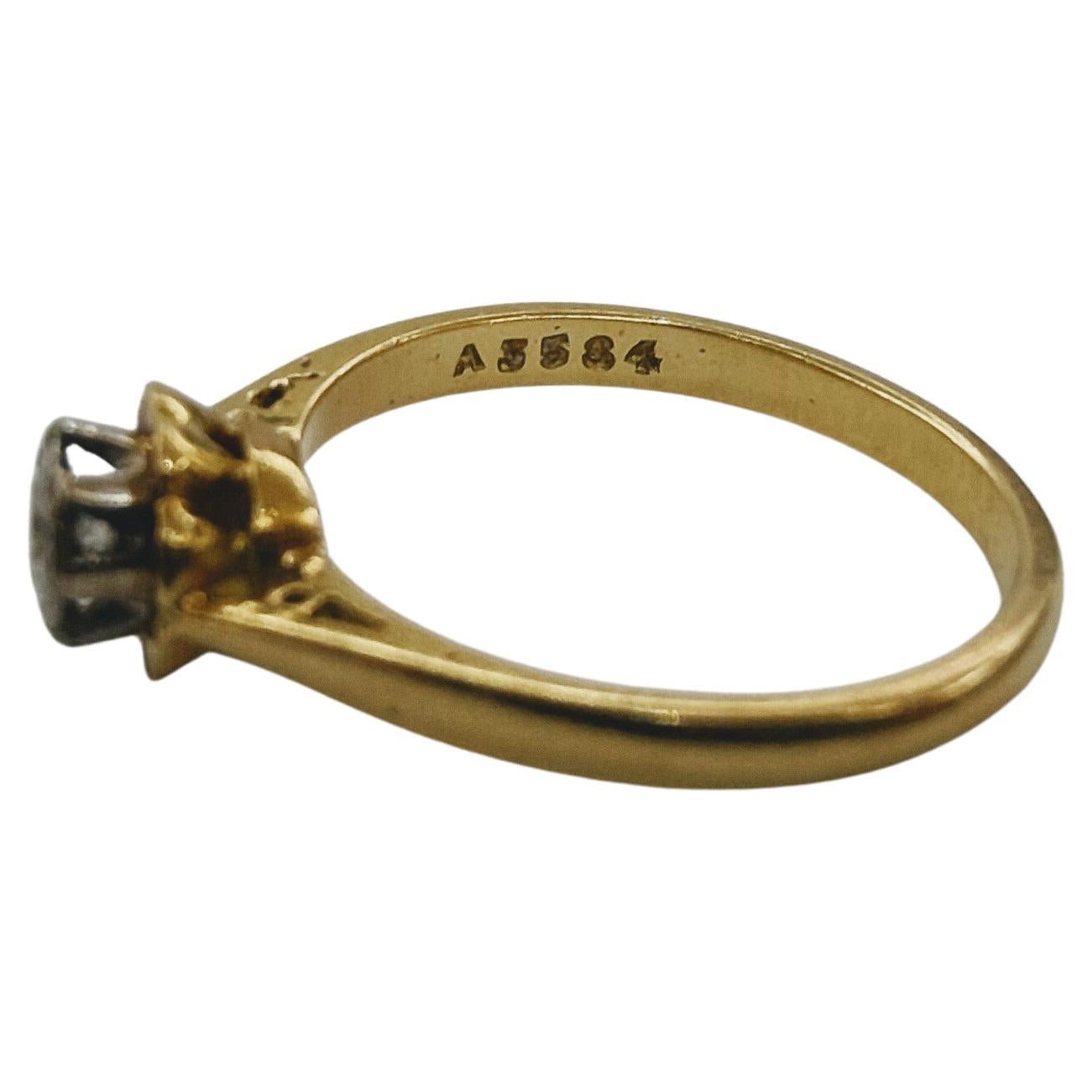 Brilliant Cut Vintage Solitaire Antique Ring 1900s Diamond Yellow Gold 18 Karat and Platinum For Sale