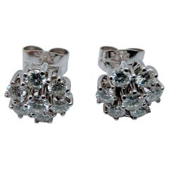 Cluster Stud Earrings Diamond Brilliiant Cut White Gold 18 Karat