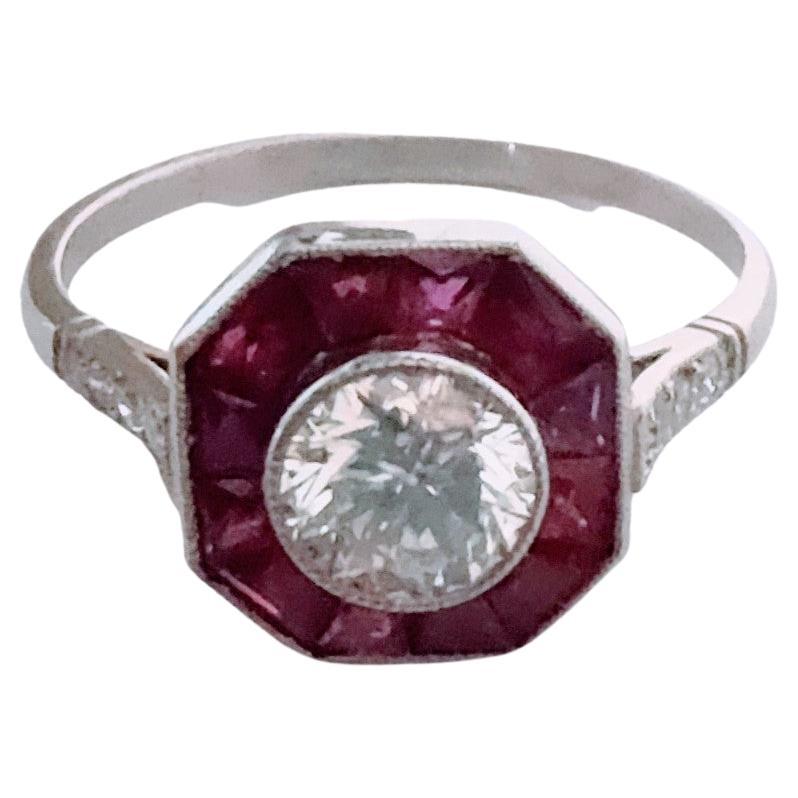 Art-Deco Ring Central Diamond and Ruby Platinum 3