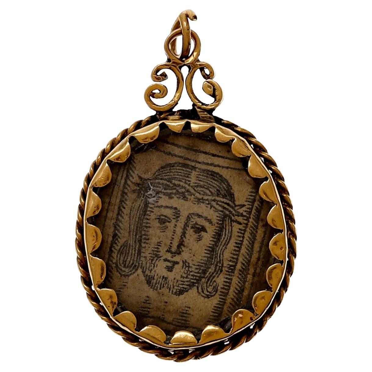 Vintage Original Antique Devotional Medal 18th Century Yellow Gold 18 Karat For Sale