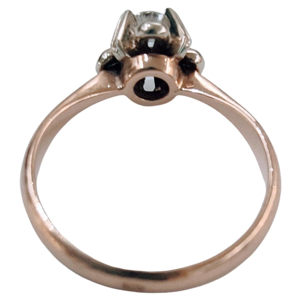 Vintage Retro 1950s Solitaire Ring Diamond Brilliant Cut White and Rose Gold 18K For Sale 2