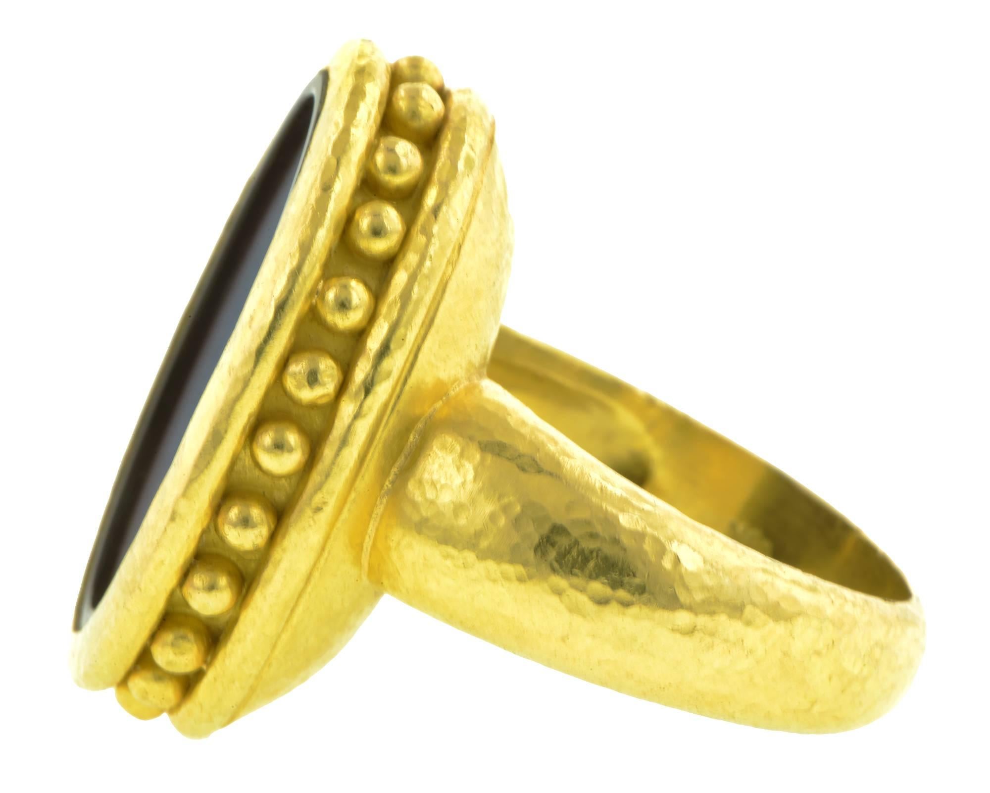 Elizabeth Locke Intaglio Gold ring  In Good Condition For Sale In New York, NY